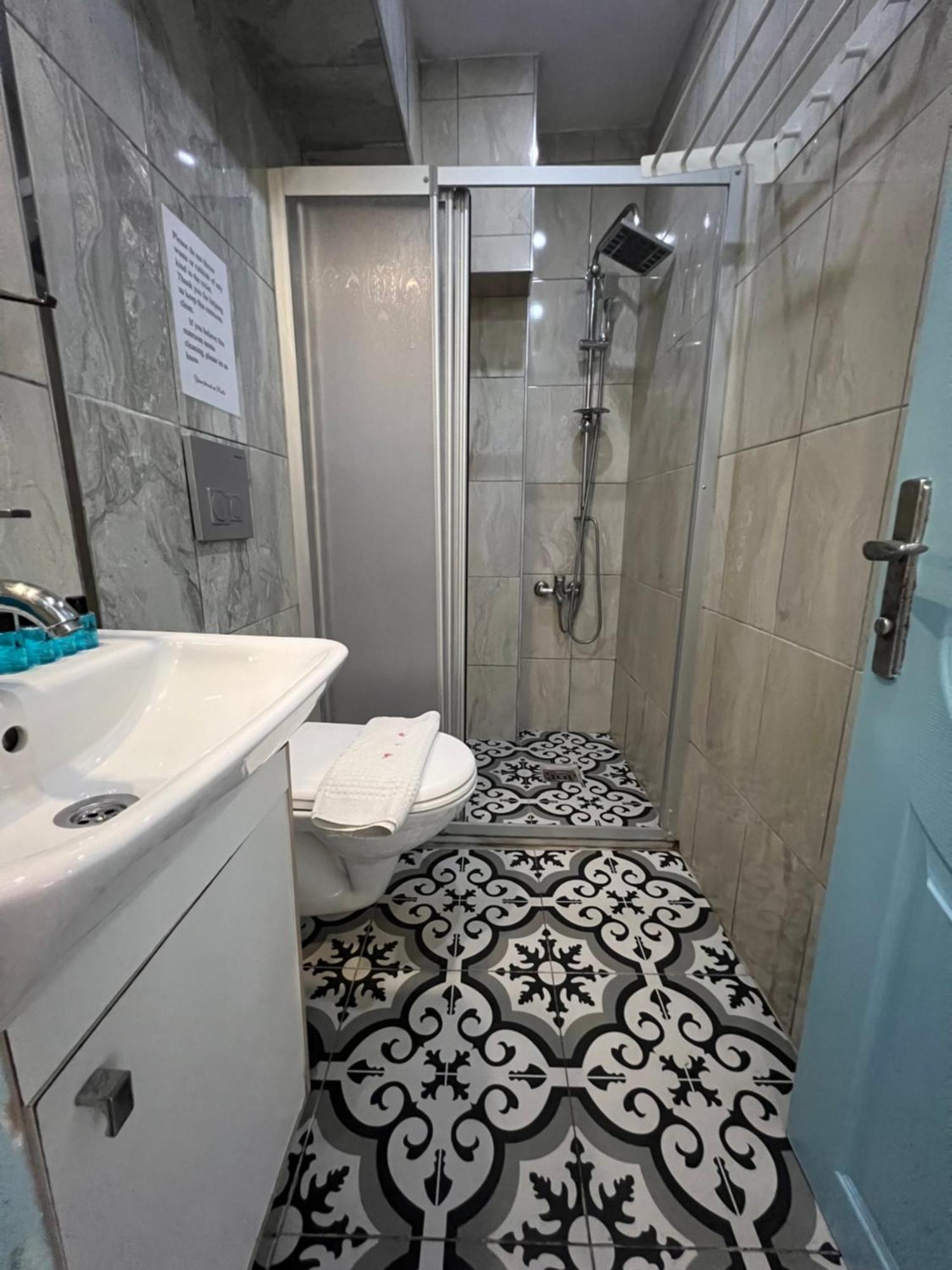 Rodin Hostel Istanbul Eksteriør bilde