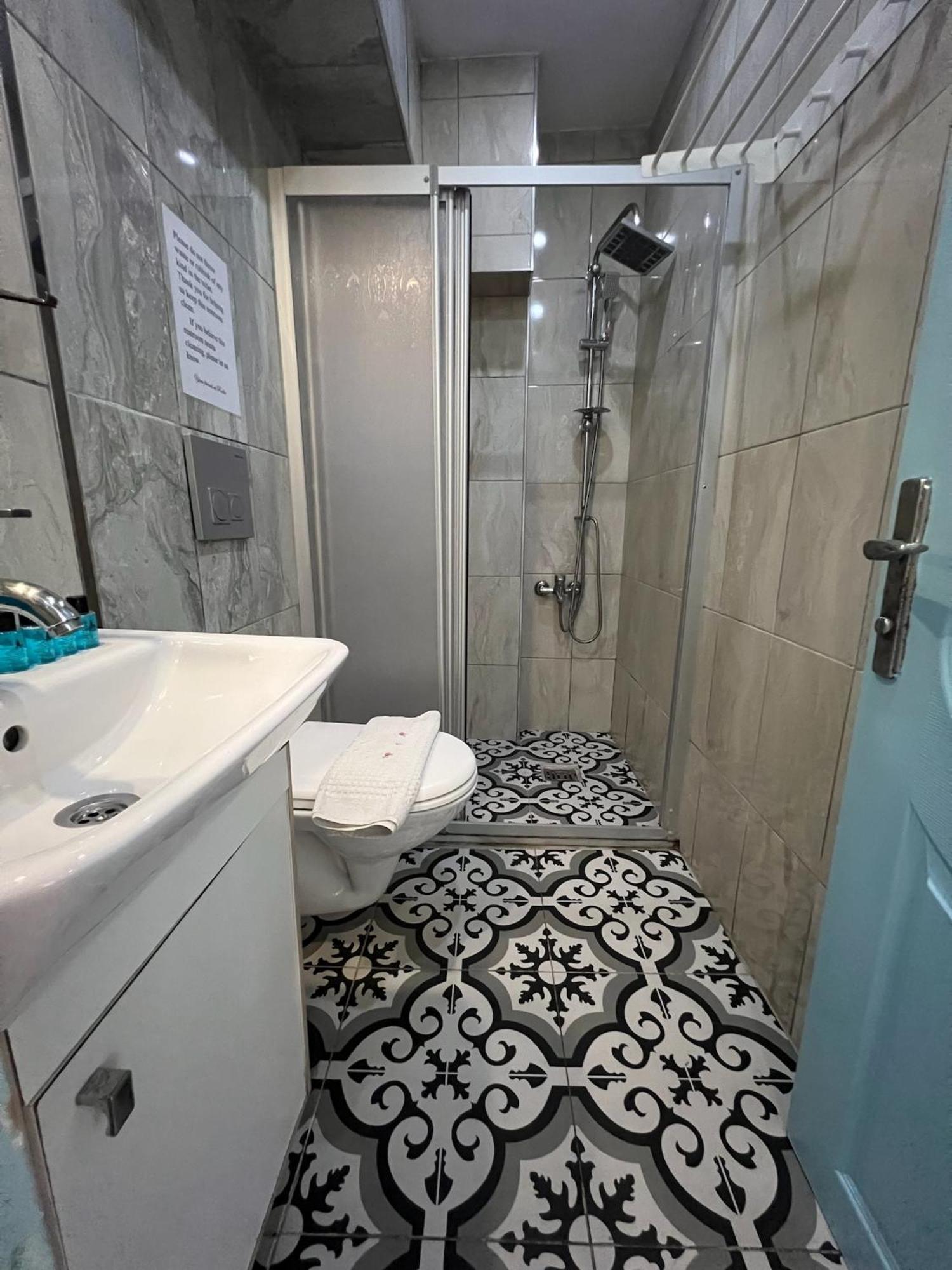 Rodin Hostel Istanbul Eksteriør bilde